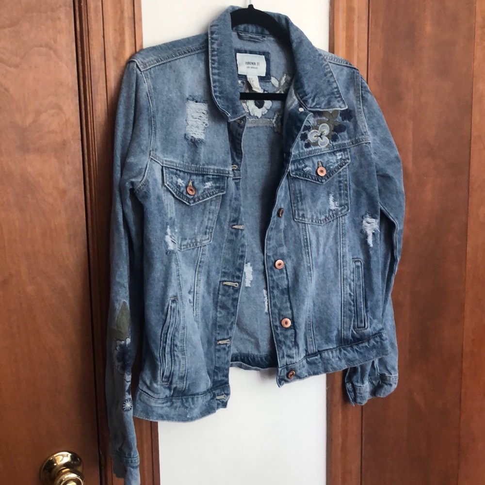 Forever 21 Denim Jean jacket floral accent - Picture 4 of 11